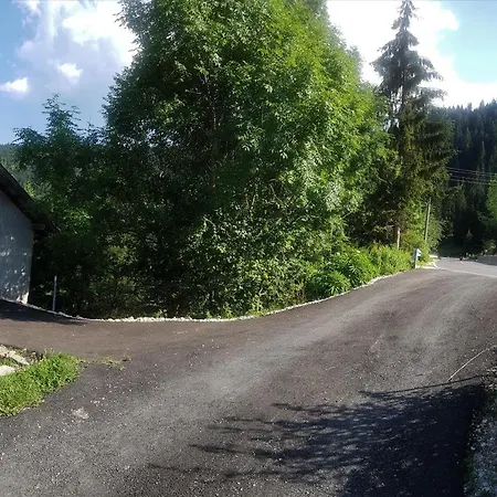 Planinska Kuca ,,furtula